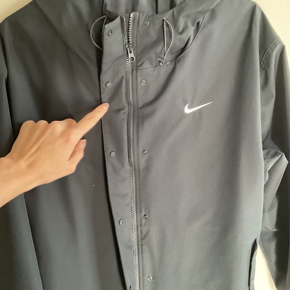 Nike Women’s Plus Storm-Fit Woven Parka - Picture 5 of 5